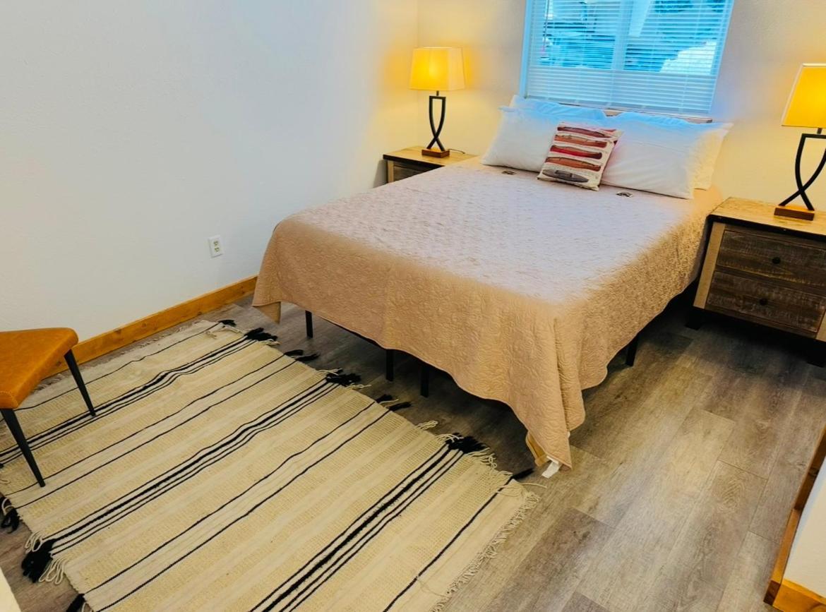 Boardwalk Lodge Thorne Bay 외부 사진